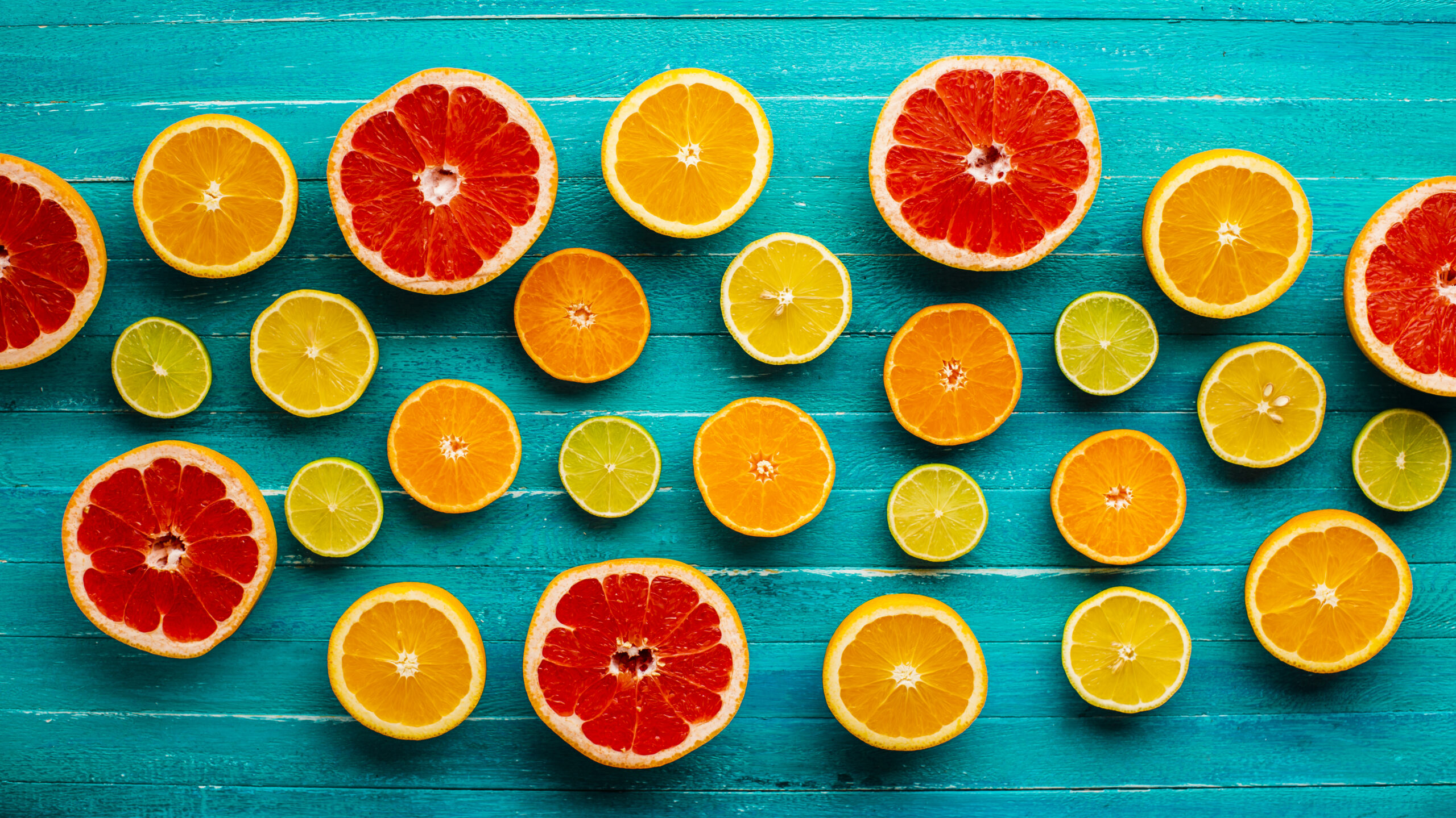 top-view-mixed-citrusses-on-table